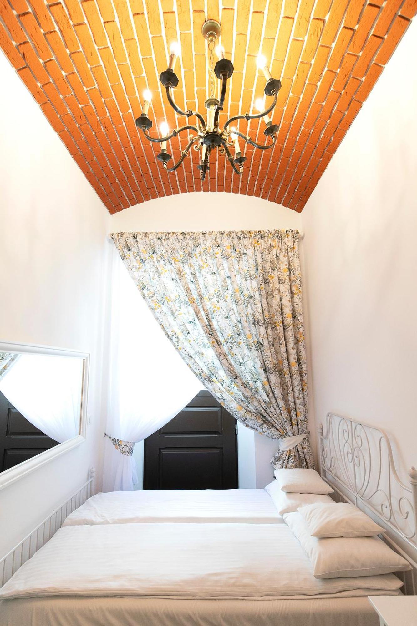 Apartamenty Winnicy Kresy III Краков Экстерьер фото